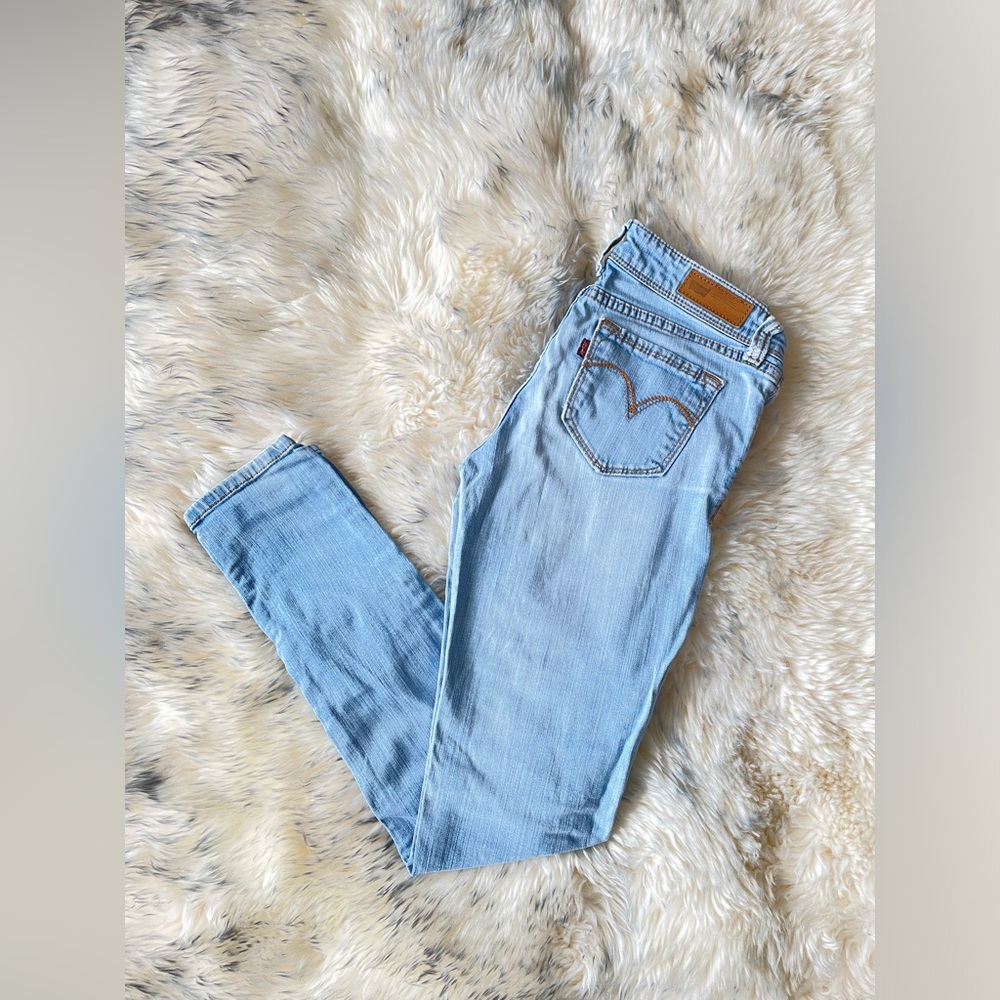Levi’s Jean light blue